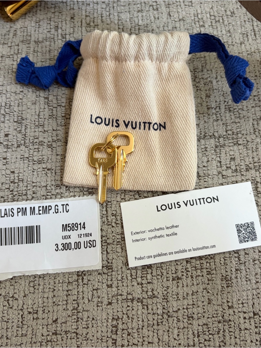 Louis Vuitton Petit Palais Taupe and Cream Monogram satchel with Gold Hardware - Picture 10 of 14